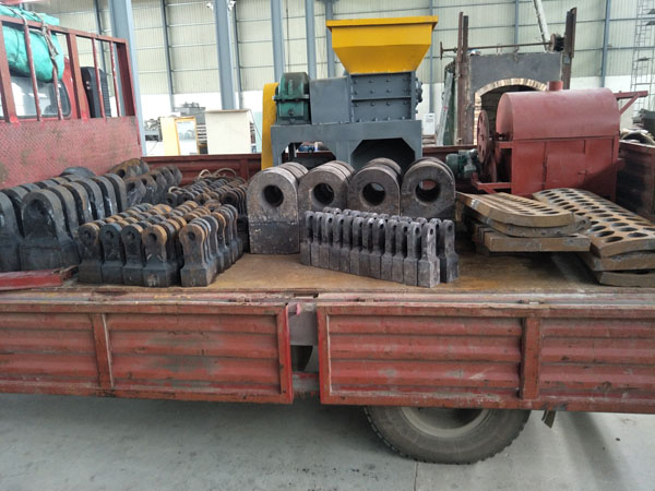 耐磨合金錘頭發(fā)貨現(xiàn)場